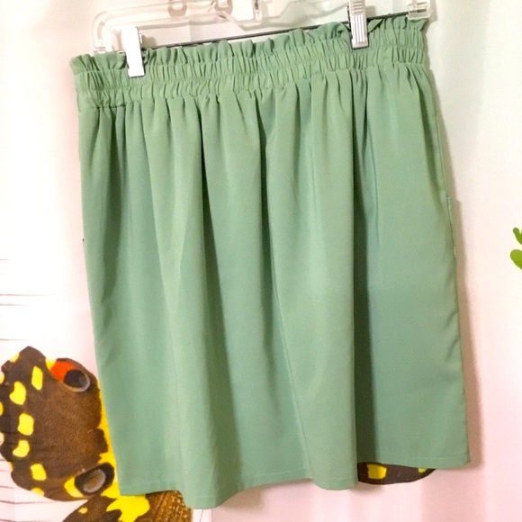 Comme Toi Women's Bow Tie Mini Skirt Stretch Waist Seafoam Green ~ Size Medium - Picture 8 of 8